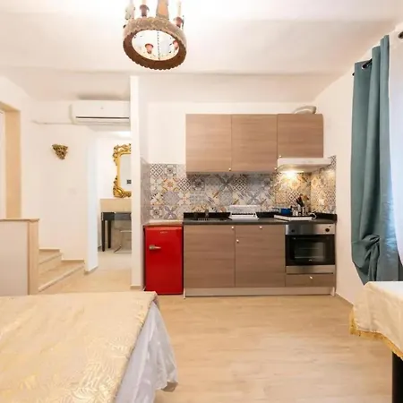Modern In With Air Conditioning And Parking Appartement Bari