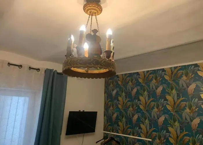 דירה Modern In With Air Conditioning And Parking *